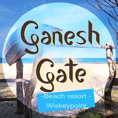 Ganesh Gate Hotel พอททูวิล ภายนอก รูปภาพ